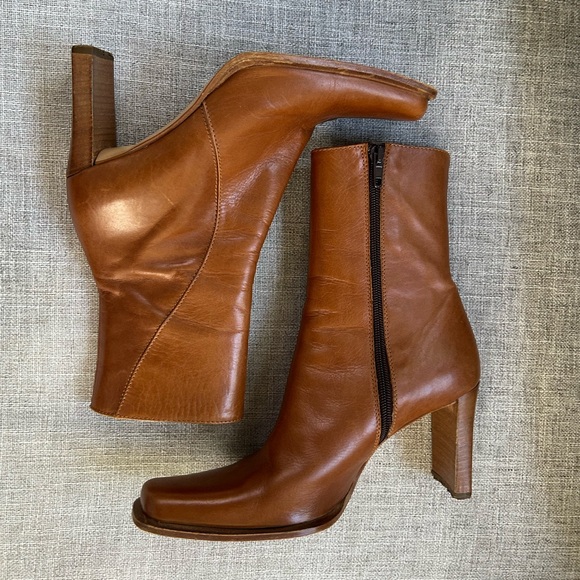 Charles David Women's Tan Side Zipper Square Heeled Leather Boots Size 37.5 - Picture 1 of 13